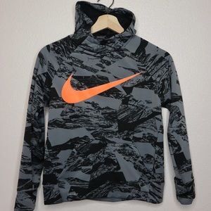 Nike hoodie for kids size M